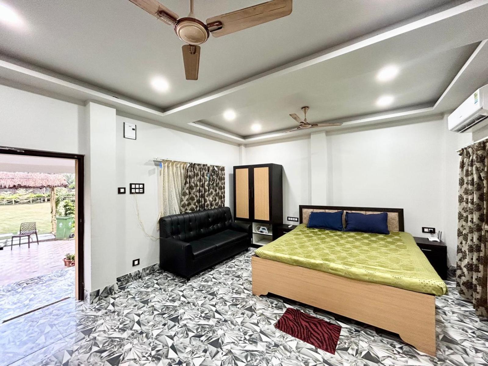 Palli Bangla Resort, Near Ruby Hospital, Anandapur Calcutá Exterior foto