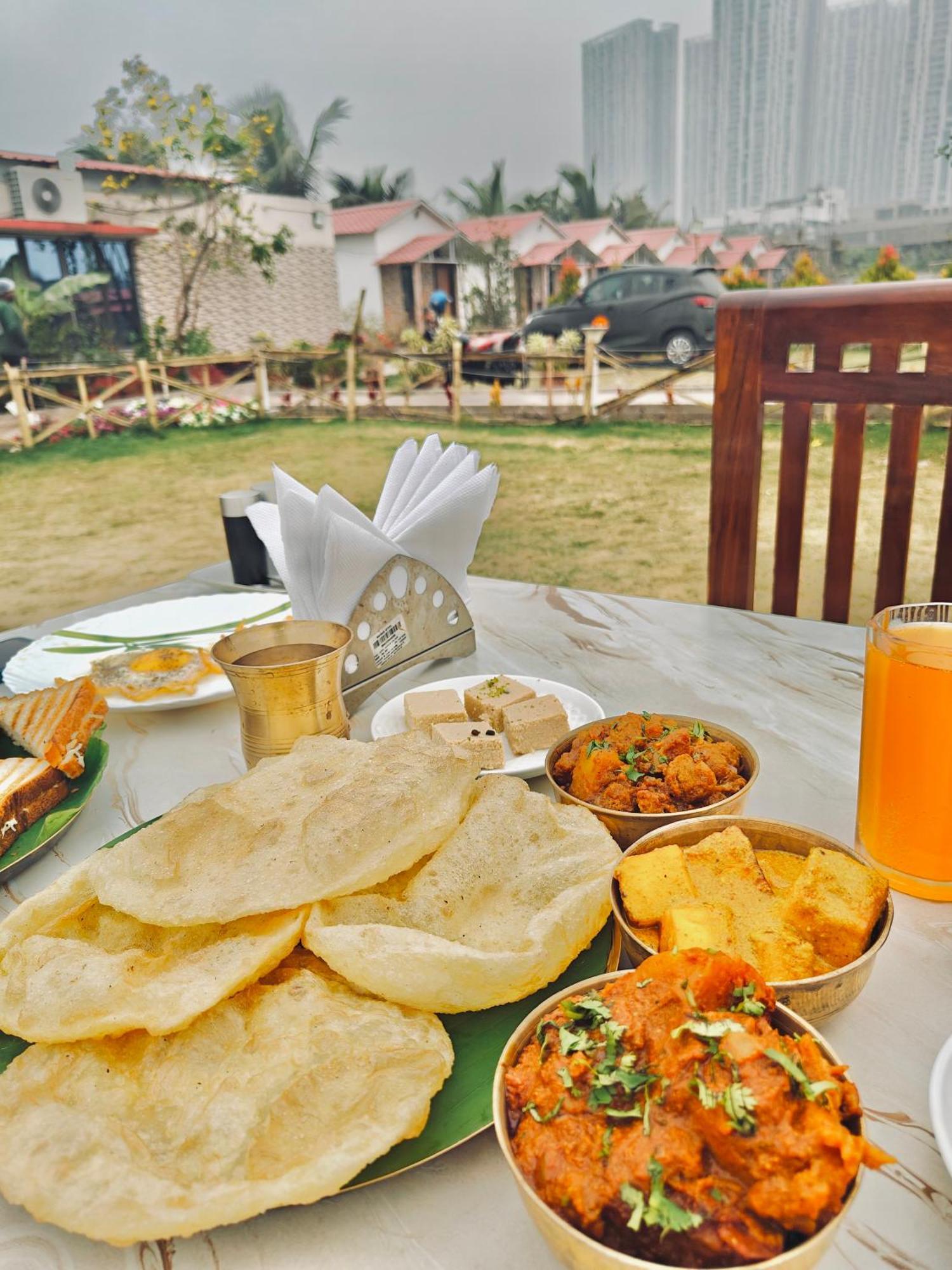 Palli Bangla Resort, Near Ruby Hospital, Anandapur Calcutá Exterior foto